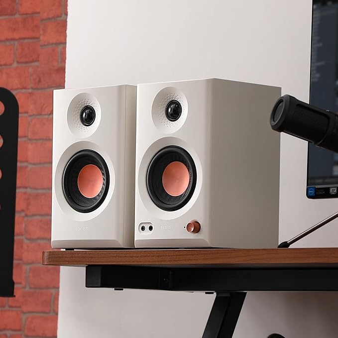 Edifier MR3 Powered Studio Monitor Speakers, Hi-Res Audio Certified Bluetooth V5.4 Active Bookshelf Loudspeakers, 2.0 Computer Speaker with Headphone Output RCA AUX Balanced TRS Input (White)