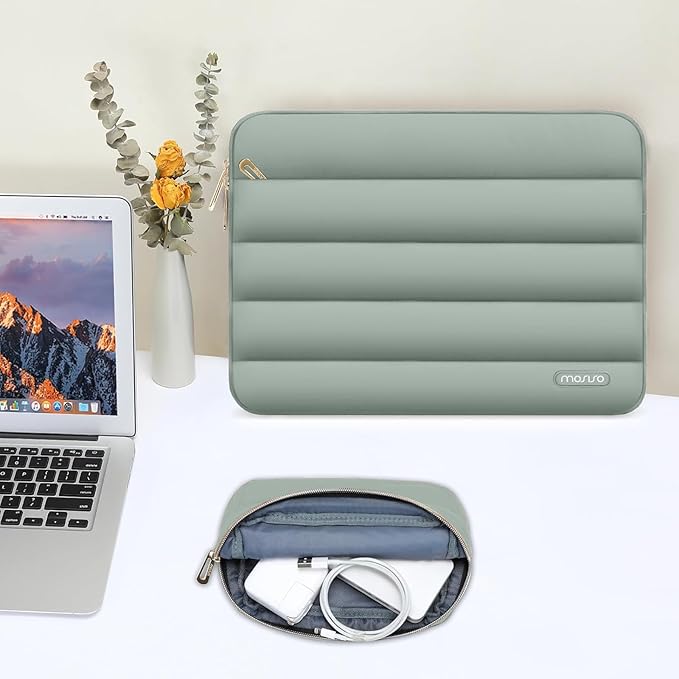 MOSISO 13.3 inch Laptop Case, 13-13.3 inch Puffy Laptop Sleeve Compatible with MacBook Air 13 13.6 M4 M3 M2 M1/Pro 13/Pro 14, HP Dell ASUS Lenovo,Polyester Horizontal Bag with Small Case,Antique Green