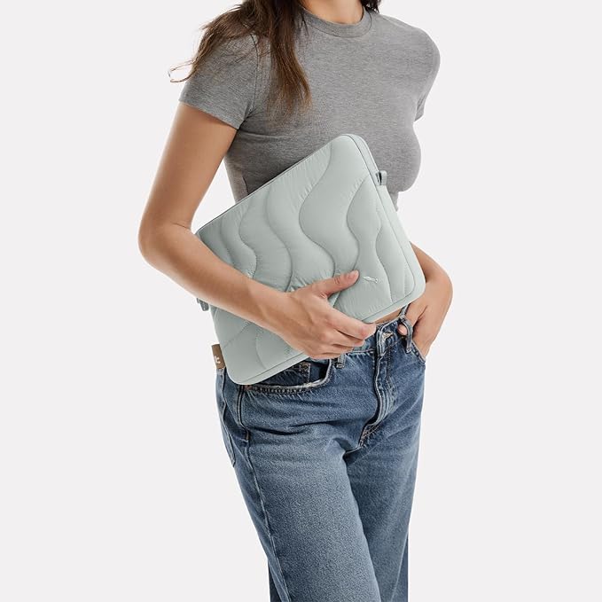 tomtoc 360 Protective Puffy Laptop Sleeve for 16-inch MacBook Pro M4/M3/M2/M1 Pro/Max A3403 A3186 A2991 A2780 A2485 2024-2019, Quilted Design Soft Cute Puffer Bag Laptop Case for Dell XPS 16 Plus