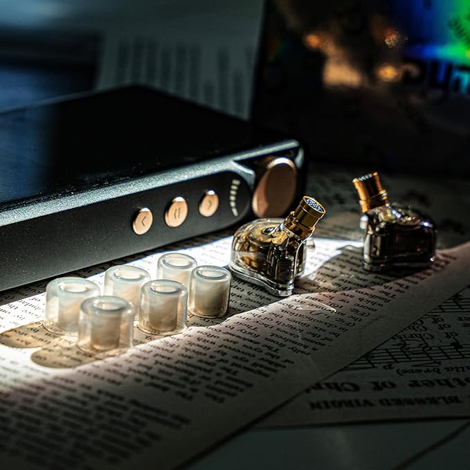 Linsoul DUNU S&S Silicone Eartips S/M/L (3pairs) for Nozzle Diameter from 4mm-5.5mm for Stage Studio, for KZ ZS10 Pro, 7HZ Zero, Orchestra Lite, TANGZU Wan'er S.G IEM (S/M/L- Each Size 1 Pair)