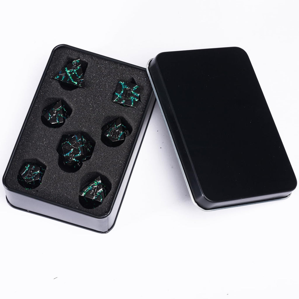 Maywin Cracked Rune Metal Dice Set for DND & RPG – Dark Fantasy Fractured Design, Premium Heavy Metal Polyhedral Dice with Deep Engraved Numbers, 7-Piece Set – Green Mystic Vein