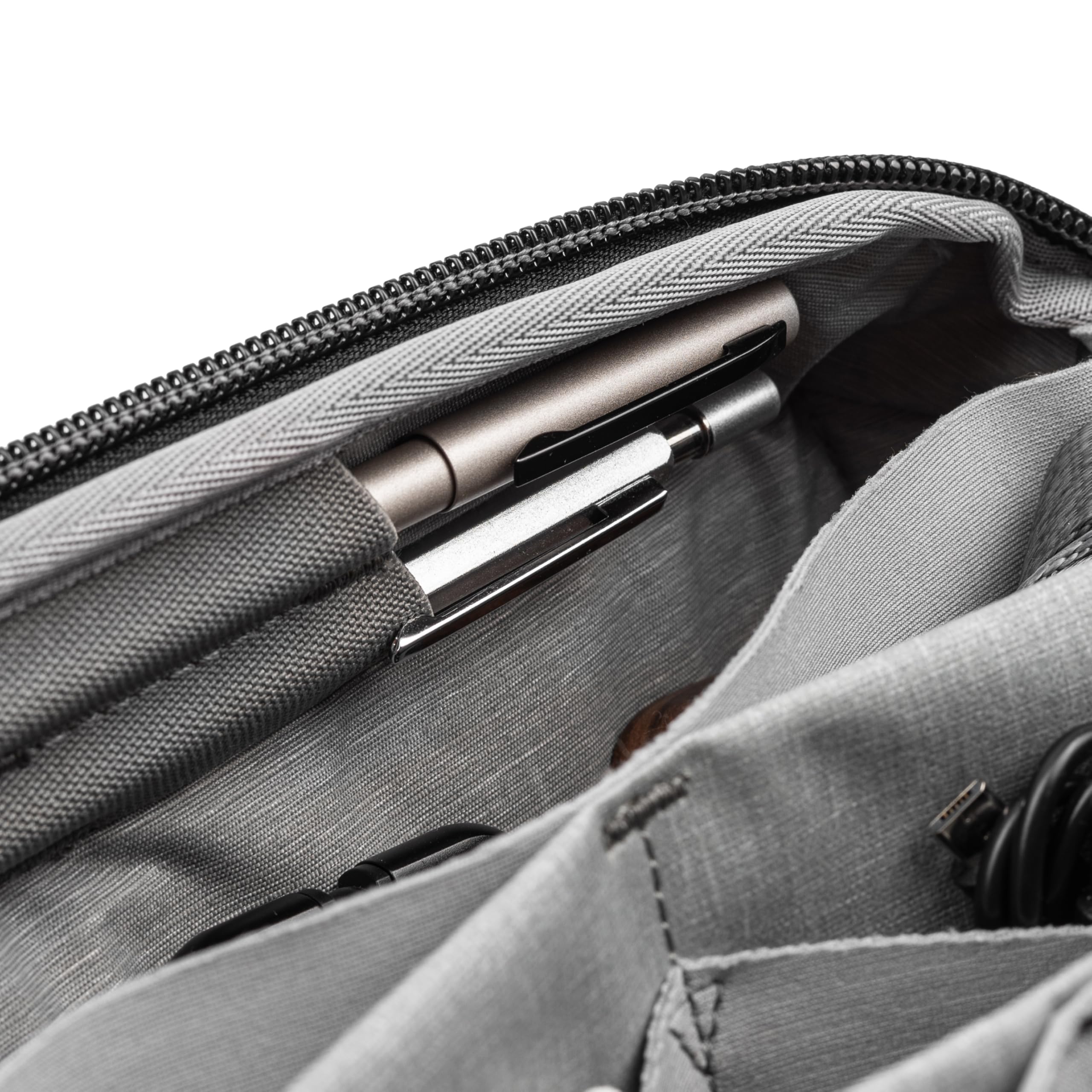 Peak Design Tech Pouch, Charcoal, Electronics Organizer for Travel or Everyday Carry, Origami-Style Storage, Cable Pass-Through, Weatherproof Recycled Nylon, Gear Carry Bag for Men and Women