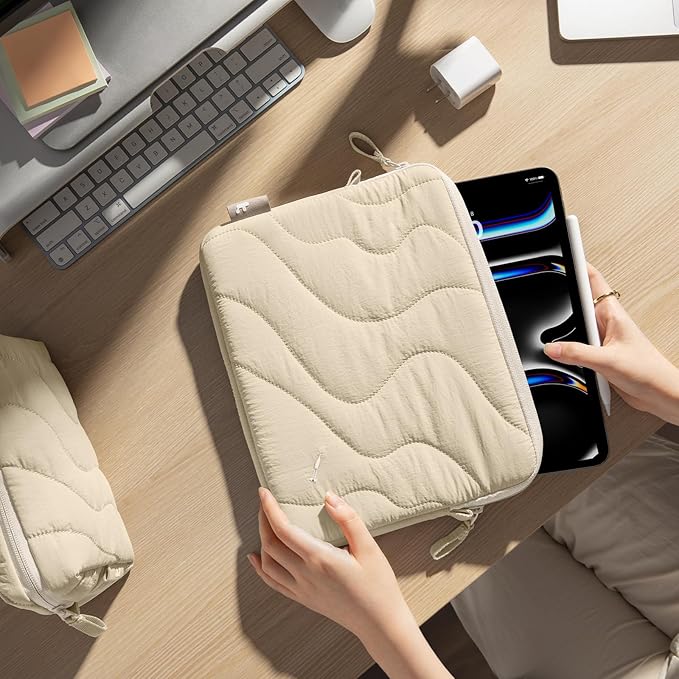 tomtoc 360 Protective Puffy Tablet Sleeve for iPad Pro 11-inch (M4/(4th/3rd/2nd/1st Gen), iPad Air 11-inch (M3) 2025/(M2) 2024 with Magic Keyboard/Smart Keyboard, Quilted Soft Puffer iPad Case