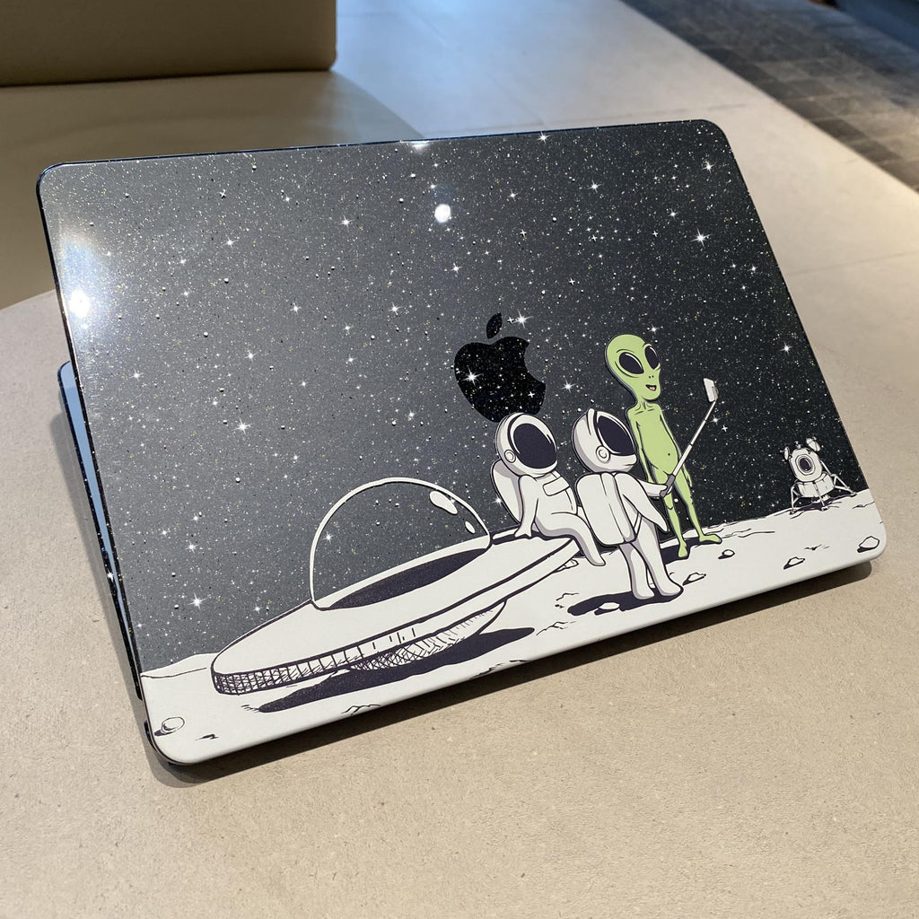 MEEgoodo for MacBook Air 13 inch Case 2021 2020 2019 2018 Released A2337 M1 A2179 A1932 with Touch ID, Plastic Hard Shell & Keyboard Cover Compatible with MacBook Air 13.3, Astronauts & Alien